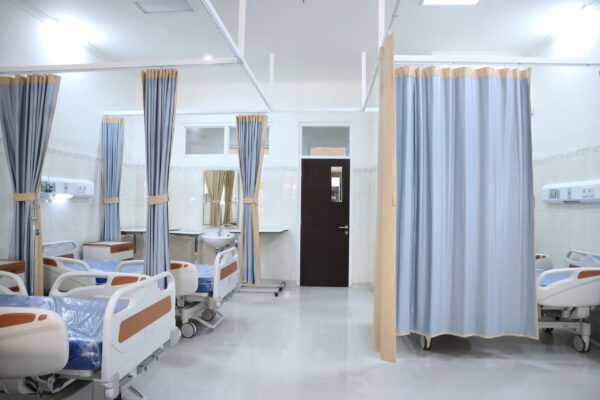 Hospital cubical bed